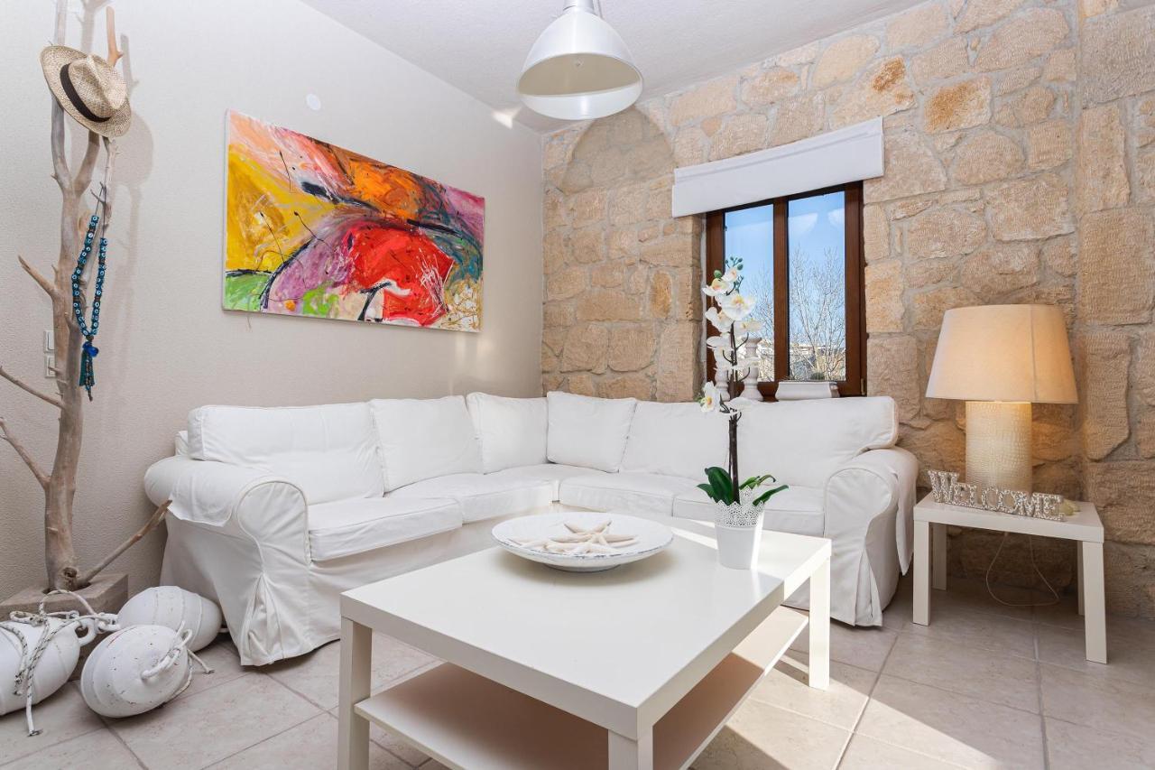 Pure White Suite Elani Siviri Exterior foto